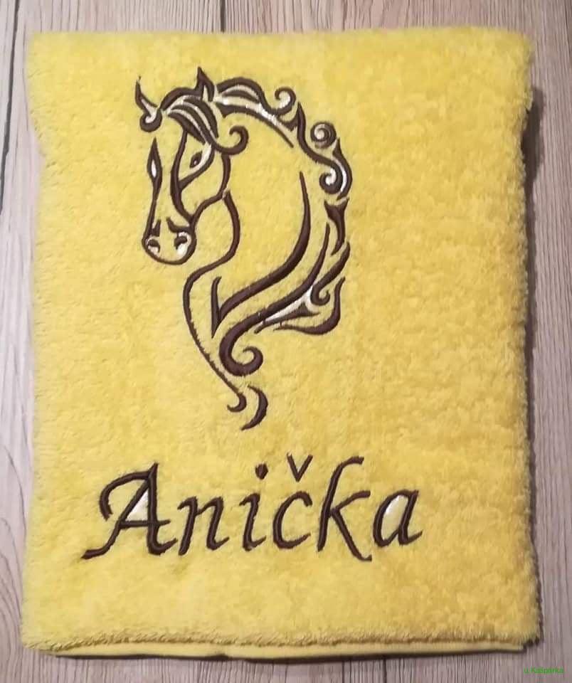 Osuška se jménem HLAVA KONÍKA