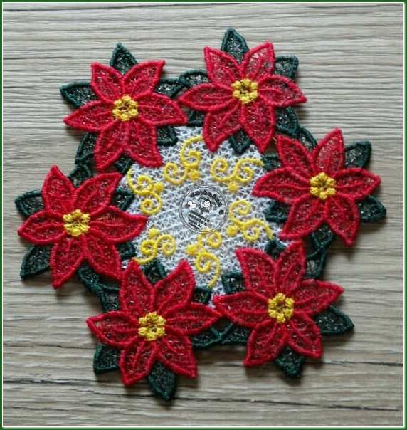 Vánoční ozdoba krajka - podtácek 1