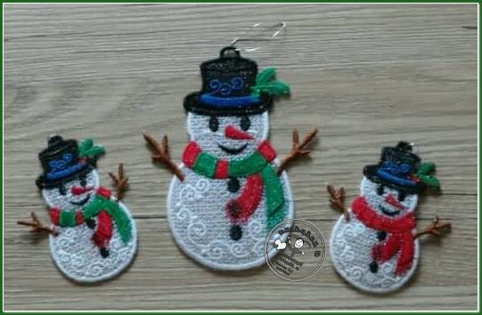 Vánoční ozdoba krajka - sněhulák